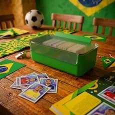 Caixa Porta Figurinhas Copa