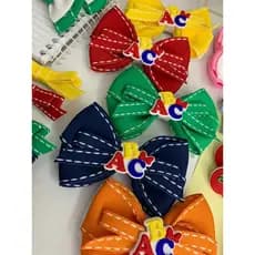 Laço de cabelo/ Laço escolar na presilha/Escolar/ Laço infantil escolar
