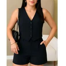 CONJUNTO CASUAL E SOCIAL COMPOSTO POR SHORTS E COLETE