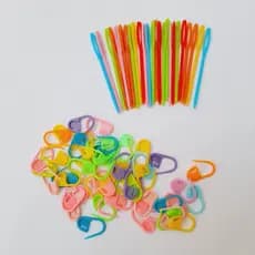 Kit 25 Agulhas de Plástico e 50 Marcador de Pontos cadeado colorido Costura, Crochê, tricô