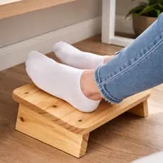 Apoio para Descanso Pés Ergonômico para Escritório Home Office Barbearia em Madeira Pinus Natural