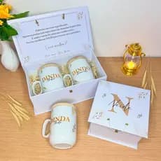 kit luxo caixa e caneca convite de padrinhos/madrinha/batismo/casamento  elástico tampa bambu 400ml branca dourada casal
