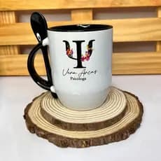 Caneca psicólogo personalizada com nome e logo | Alça colorida com colher rosa ou preta 325ml | Presente criativo