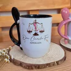 Caneca Advogado Personalizada 325ml – Nome, Inicial, Frase ou Logo | Presente Direito Luxo com Colher ou Borda Dourada