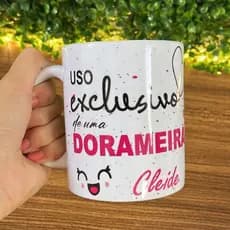caneca personalizada com nome + caixa para uso exclusivo de uma dorameira doramas