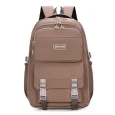 mochila de alto capacidade ,com varios compartilhamentos ,com feichos de segurança dos lados