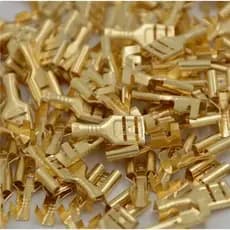 100 peças de alta qualidade 6.3mm latão dourado alto-falante de carro fêmea em forma de pá terminal conector de fio