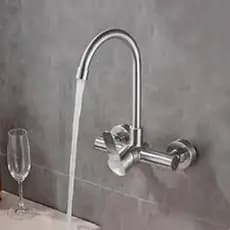 Torneira De Luxo Misturador Aço Giratória De Parede Cozinha e WC. Muito Bom