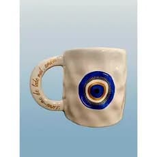Caneca Olho Grego porcelana "nas nuvens" com fraze Livrainos de todo mal, amém - 350ml - 3D