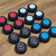 Roda com Pneu 15mm escala 1.64 para Picape Monster Truck - Hot wheels Matchbox - Kit com 4