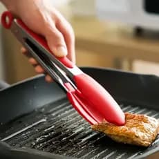 kit 2 Pegador De Silicone e Inox Para Carne Churrasco Salada Cozinha Pinça