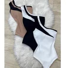 Body Feminino Mula Manca  um ombro só com Bojo Tecido Ana Ruga Tendência Moda