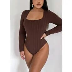 Body Feminino Manga Longa em Tecido Rivana com Decote Quadrado - Elegância e Conforto