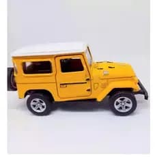 Miniatura Toyota Bandeirante Escala 1:32 em Metal Realista