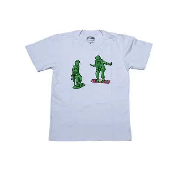 Camiseta Infantil Branca Estampa Soldadinhos – 100% Algodão