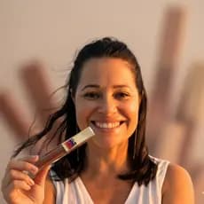 Gloss de Chocolate LuMarkett com Espelho e Luz Led HIDRATAÇÃO PROFUNDA + Mimo(bala de chocolate) - Promoção Limitada