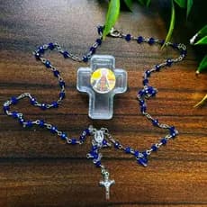 Kit Lembrancinha Religiosa - Terço Nossa Senhora Aparecida com Caixinha de Cruz