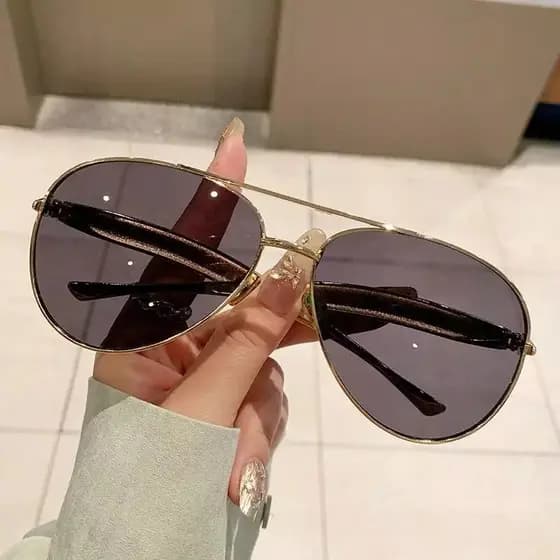 Óculos De Sol Da Moda Estilo Piloto – 4 Opções De Cores (Cinza Prateado/Champanhe/Dourado/Chá) Elegantes Com Armação De