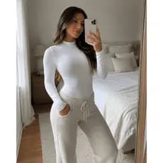 Body Feminino Manga Longa Gola Alta Elegante Casual Ajuste Perfeito