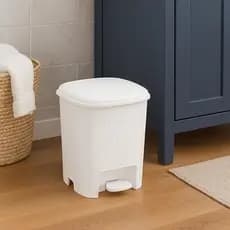 Lixeira Colorida Quarto Criança Cesto 6 Litros Rattan  Pedal Banheiro Escritório Banheiro Branca