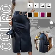 Saia Lápis Midi De Couro Sintético Ecológico Com Fenda Frontal Premium Moda Evangélica Comportada