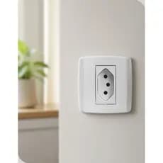 Tomada Sobrepor simples 10A  2P+T Branca 250V Casa Construção Com Parafuso