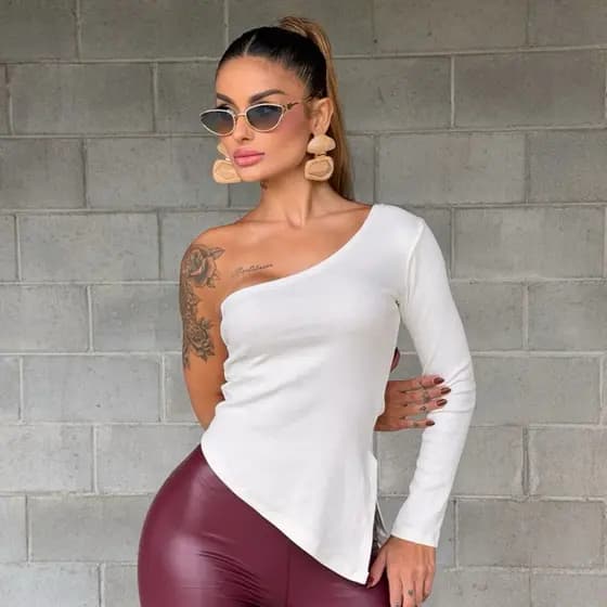Blusinha Manga Longa Assimétrica Um Ombro Mula Manca Basica Blusa Ribana Elegante Caimento perfeito Canelado
