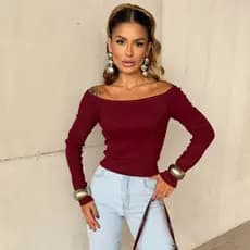 Blusa Feminina de Manga Comprida  textura Canelada em Algodão, Modelo Ombro a ombro