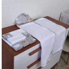 Kit Toalha de Banho Forrada com Fralda + 5 Toalhinhas de Ombro Higiênicas Safari