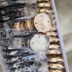 kit 2 relógio masculino pulseira metálica barato - Estilo e Elegância*