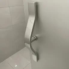 Puxador Porta Vidro Blindex Alumínio Barra Chata 1 Furo 32cm