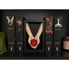 Aparador / Suporte de Livros Saga Crepúsculo - Escultura Mãos com Maçã 3D