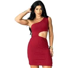 vestido assimétrico com recorte que valoriza o corpo e fenda na lateral moda blogueira