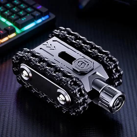 Metal Rotativo Tanque Brinquedo Fidget Hardcore Estilo Militar Magnético EDC Alívio Do Estresse Gadget E Spinner , Prese
