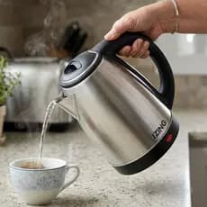 Chaleira Elétrica Inox Prateada Térmica 1,8L Jarra Desligamento Automático 110V ou 220V
