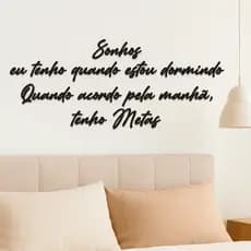 Quadro Decorativo Sala ou Quarto "Sonhos eu Tenho Quando Estou Dormindo" Frase Decorativa em MDF