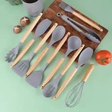 Jogo de Cozinha Kit C/12 Pçs de Silicone Utensílios e Copo Suporte para Cozinha Cabo de Madeira
