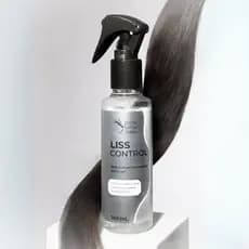 Spray Capilar Efeito Liso, Antifrizz e Redução de Volume Liss Control  - Brascare - 140 mL