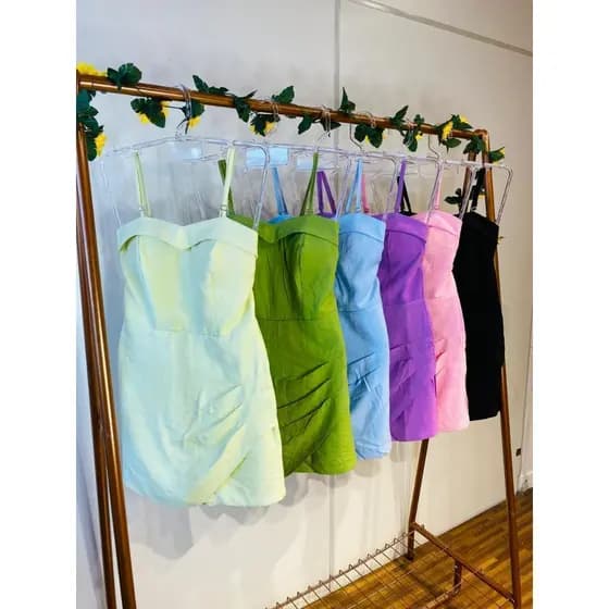 Macacão Frente de Vestido com Bojo, Zíper e Alças Reguláveis – Curto e Confortável
