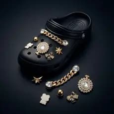 Kit Charms para Sandália Feminino Luxo – Pingentes Dourados com Pérola, Flor e Bailarina – Acessórios para Sandália