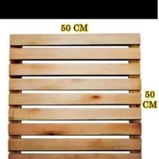 Dek 50 por 50 e5 cm de espessura madeira beneficiadas dê pinus material muito bom maximo 10 por pedido.