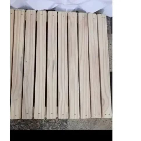 kits de 4 Deks de 60/60 de madeira beneficiadas.1kit máximo 8 Dek por compra devido o peso.
