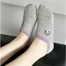 PACOTE DE MEIAS FEMININAS PACOTE COM 12 PARES - FOFINHAS COM ESTAMPAS TAMANHO 35-40