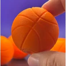 Mini Bola de Basquete - texturizada - peça que gira
