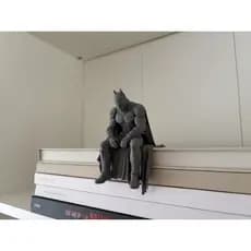 Figura do Batman Sentado na Borda | Arkham Knight