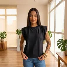 Blusa Feminina Muscle Tee Básica Gola Redonda Camiseta Estilosa Confortável