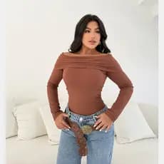 BLUSA BLUSINHA FEMININA OMBRO BABADO TENDENCIA FASHION BASICA MANGA LONGA