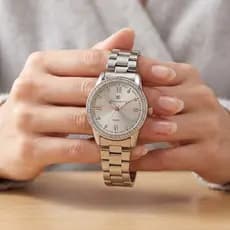 Relógio Pulso Feminino Analógioco Inoxidávio Luxuoso Elegante Moderno Casual Quartzo Prata Dourado
