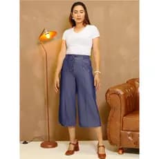 Panta cur 003 Feminina de chambray  com Detalhe de Costura na Frente e Bolsos Laterais