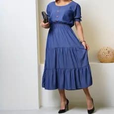 Vestido Feminino Mídi Feito do Tecido Chambray Liso com Elastico na Cintura Disponível nos tamanhos M, G e GG